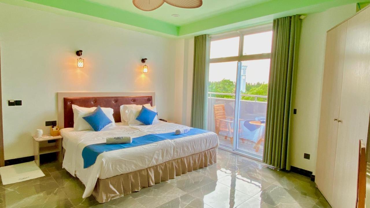 פלידהו Alimas Holiday Retreat Maldives מראה חיצוני תמונה